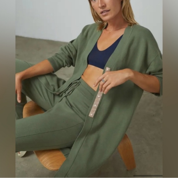 NEW Lunya Cozy Cotton Silk Button Front Cardigan L/XL Humble Green Oversized - Picture 15 of 15
